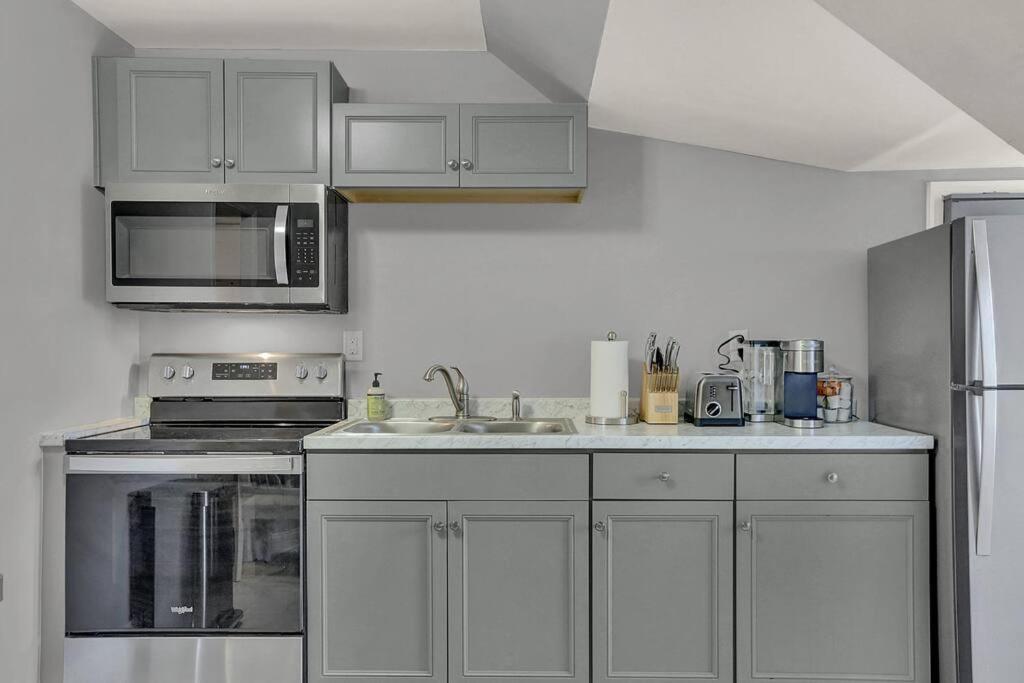 Suites On Seneca - Gorgeous One Bedroom Apartment هاريسبرج المظهر الخارجي الصورة